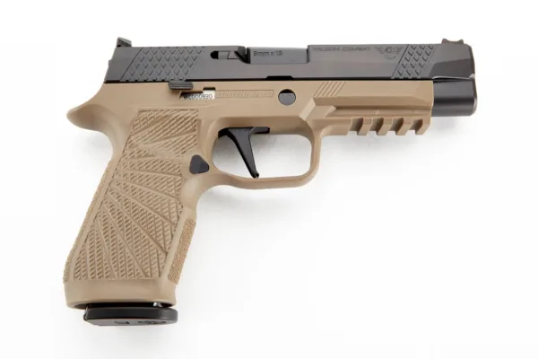 Wilson Combat Sig P320 Full-Size Handgun 9mm Luger 17rd Magazine 4.7" Barrel FDE Grip Module